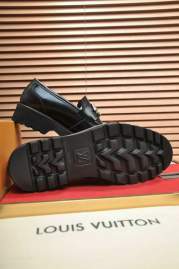 Picture of Louis Vuitton Shoes _SKULVsz38-45mnf061514366
